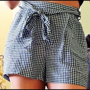 ✨SALE✨ NEW Mango Paper Bag Shorts